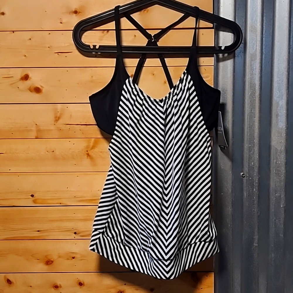 New Athleta Swim Top only Size 34 B/C